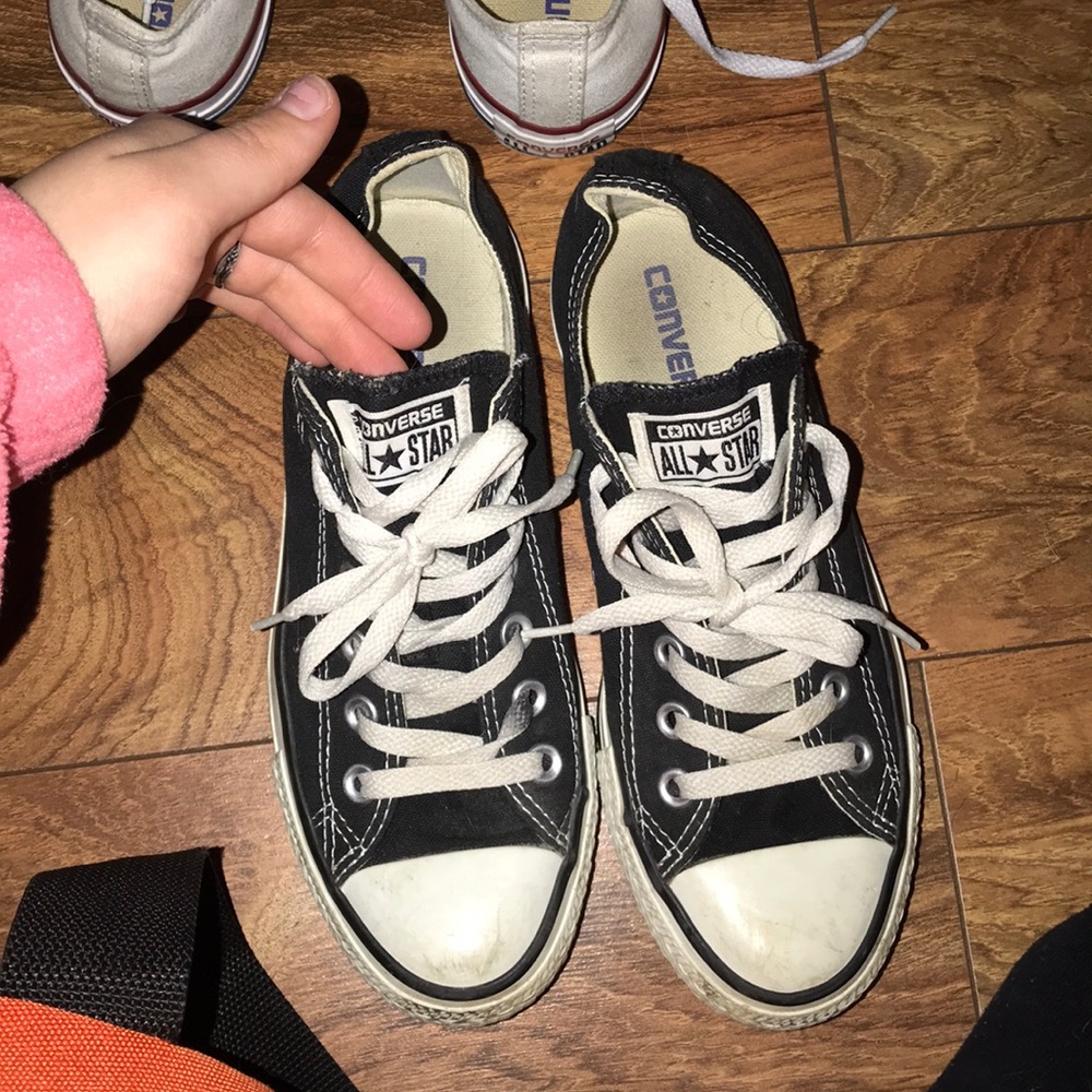 Black converse